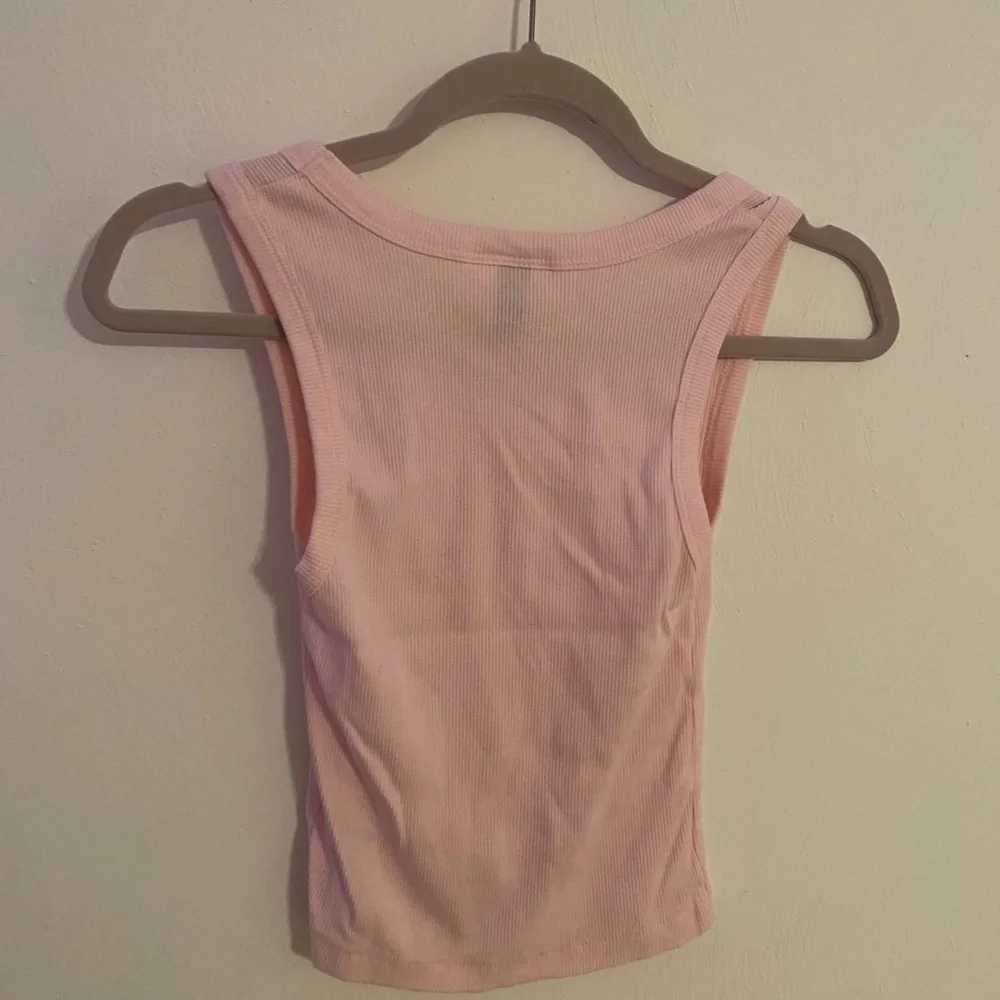 Pink Tank Top - Picture 2 of 3